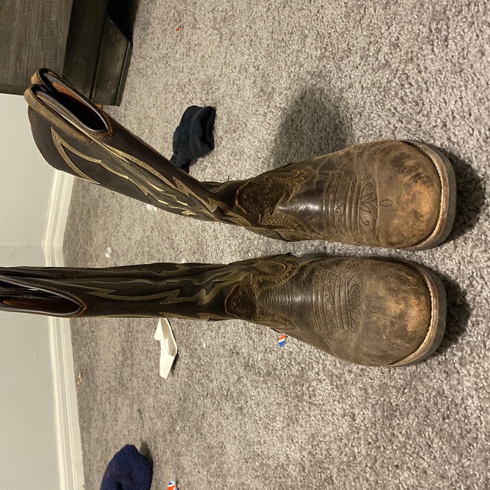 Womens Justin point toe boots